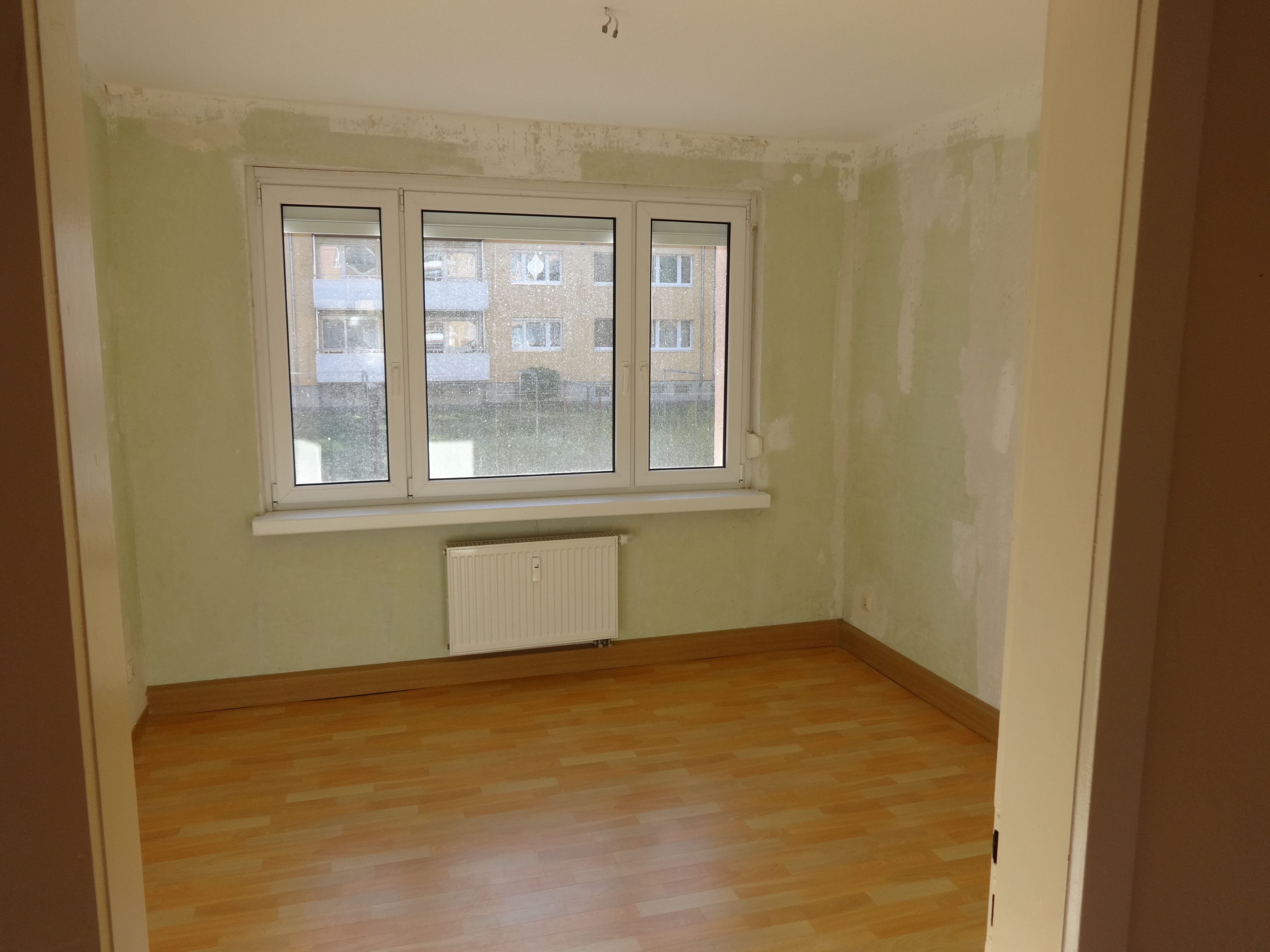 3-Raum-Wohnung im Altneubaugebiet - Wohnungsgesellschaft ...