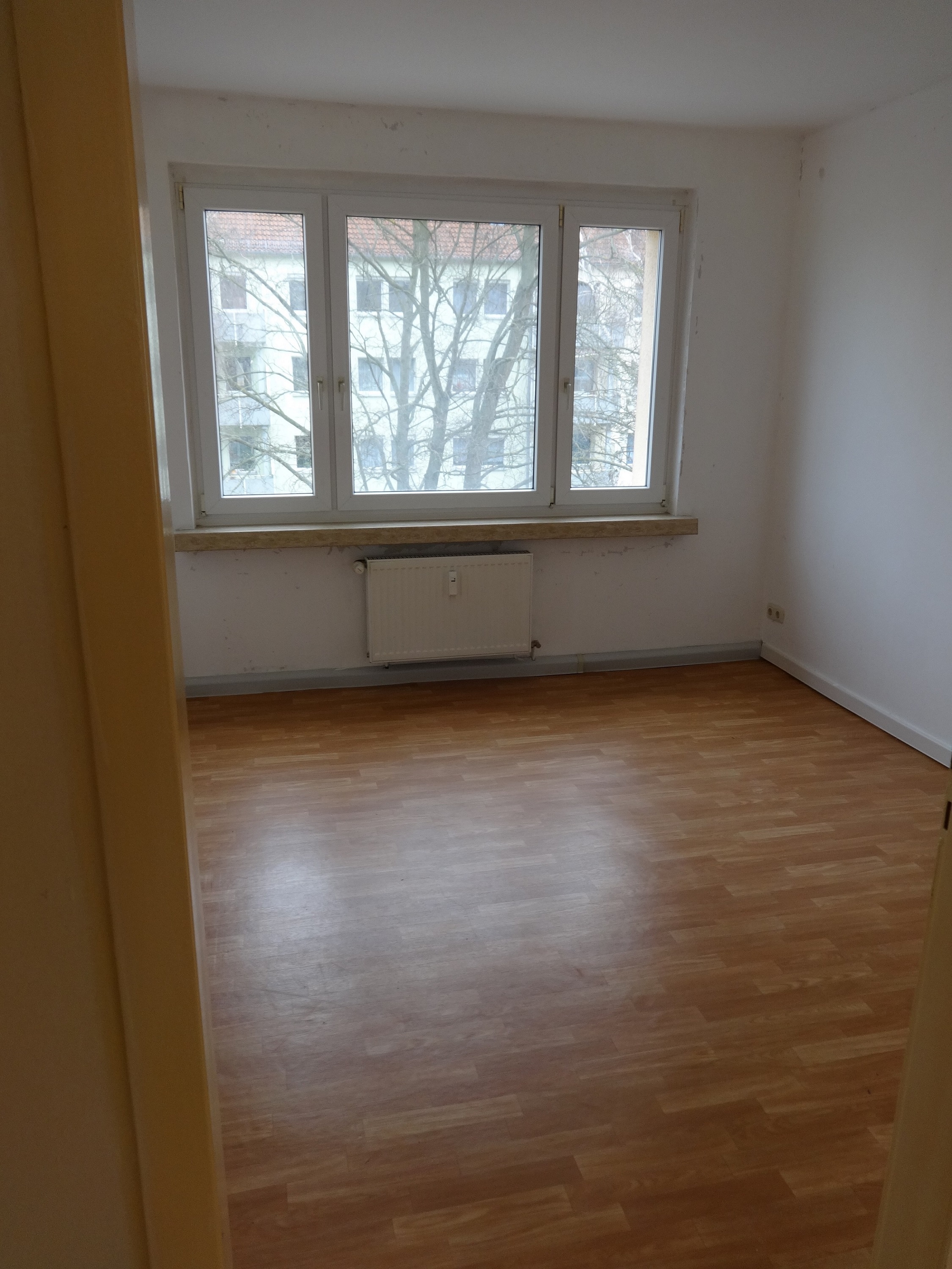 schöne 3-Raum-Wohnung - Wohnungsgesellschaft Osterburg mbH